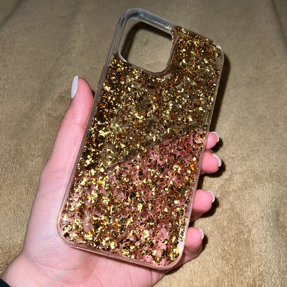 iPhone 12 pro max case - Picture 4 of 5